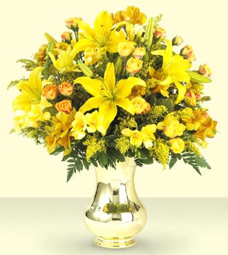 The Precious Gold Anniversary Bouquet